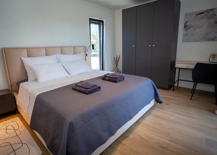 Mia Stella * Ρόβινι