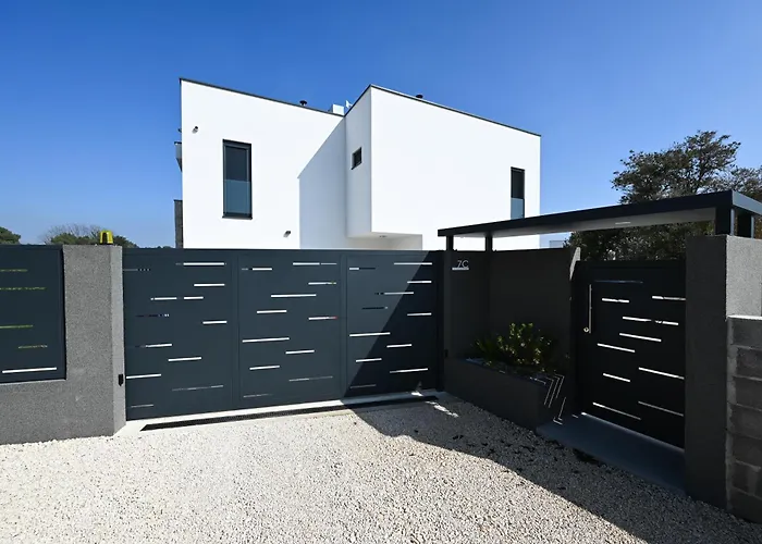 Mia Stella Ρόβινι