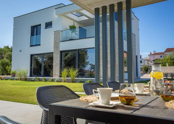 Mia Stella Βίλα *